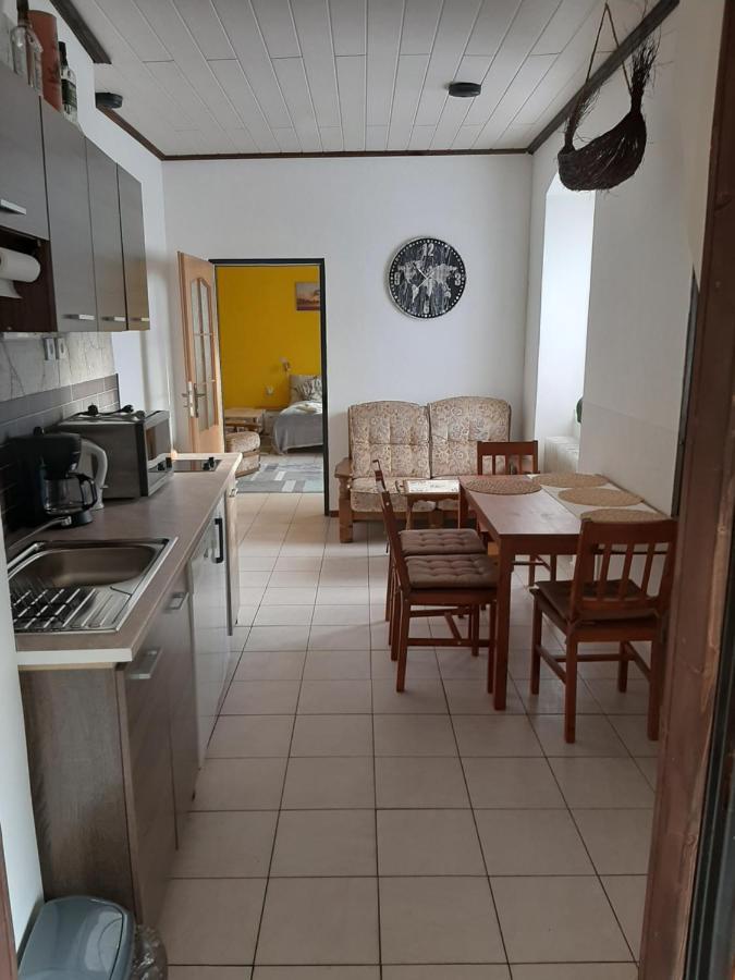 Apartman U Junku Pernink エクステリア 写真